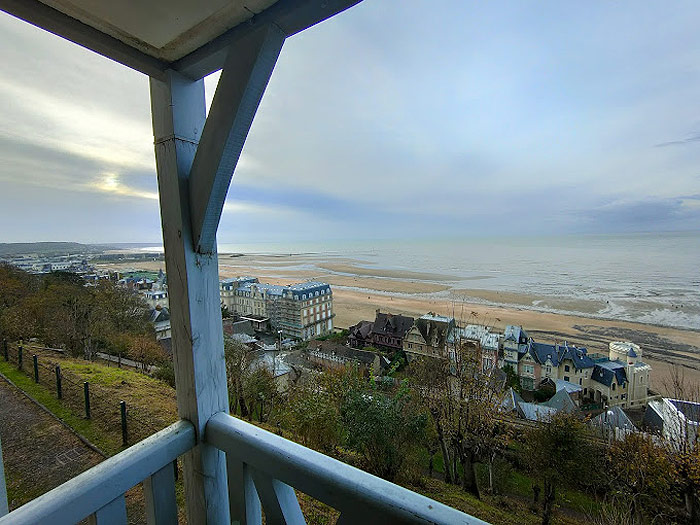 Vue depuis une chambre de l'hôtel Les Tamaris